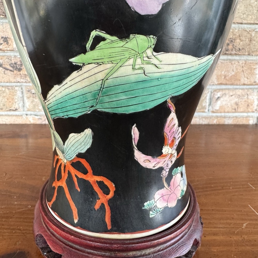 Vintage Famille Noire Style Asian Water Lily Black Floral Porcelain Brass Lamp - Picture 12 of 15